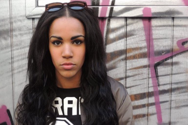 Shari Denise Kamwa poseert voor de AP-camera