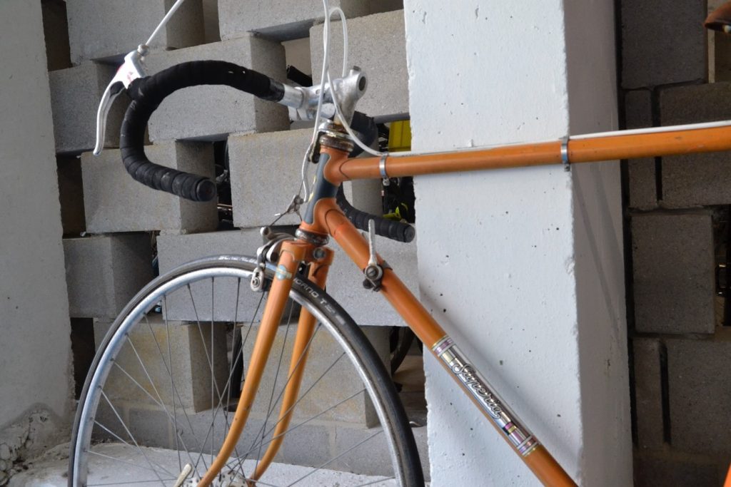 Afbeelding met fiets, muur

Automatisch gegenereerde beschrijving