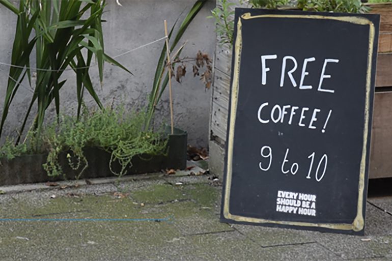 gratis koffie tijdens happy hour