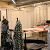 RE Antwerp Atelier, naaister aan het werk