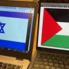 Vlag Israël/Palestina op twee laptops