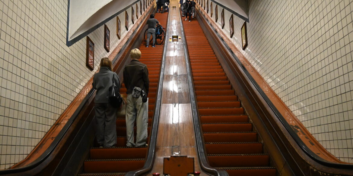 Roltrappen van de Sint-Annatunnel