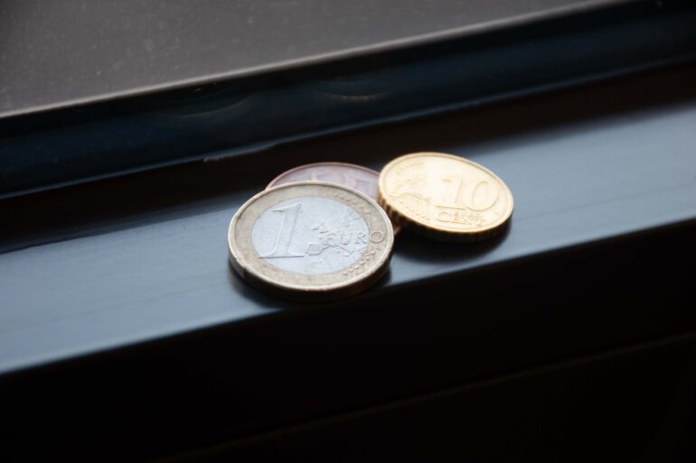 Geldmuntjes met een waarde van 1,15 euro.