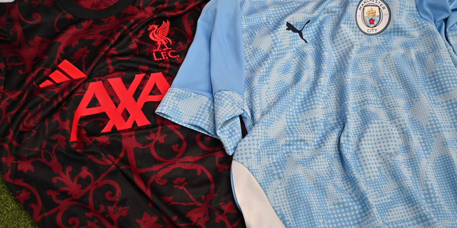 t-shirt Liverpool en Man City