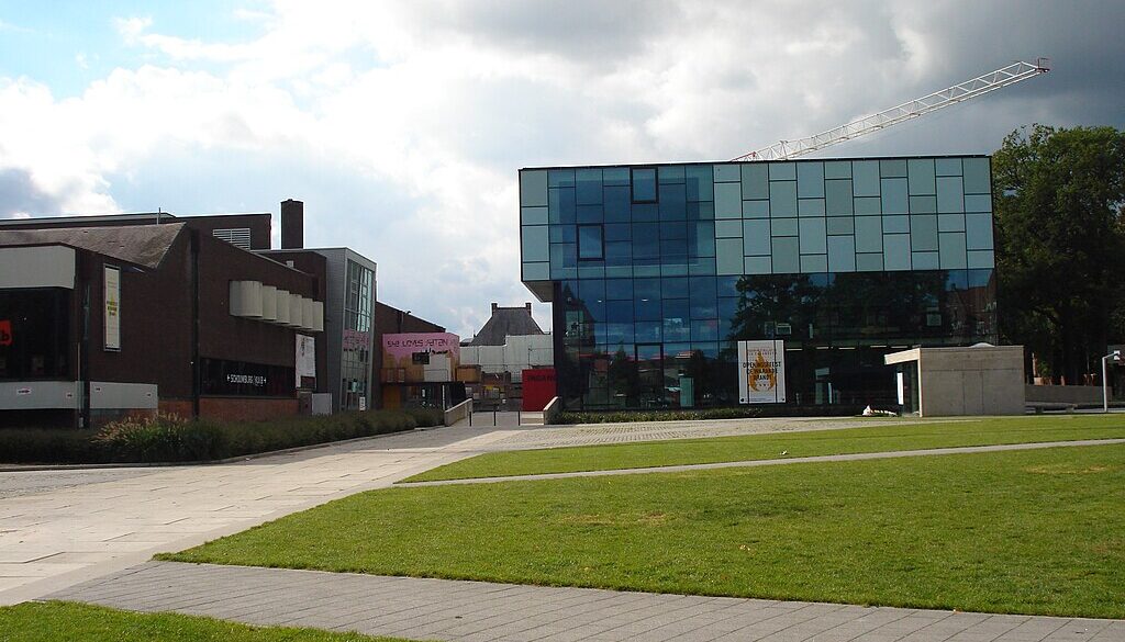 Leeg Warandeplein waar normaal de Runner's high zich plaatsvindt.