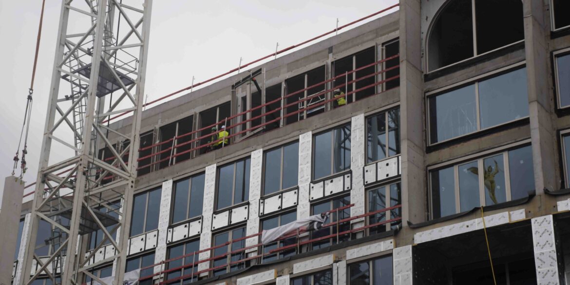 Werken aan gebouw