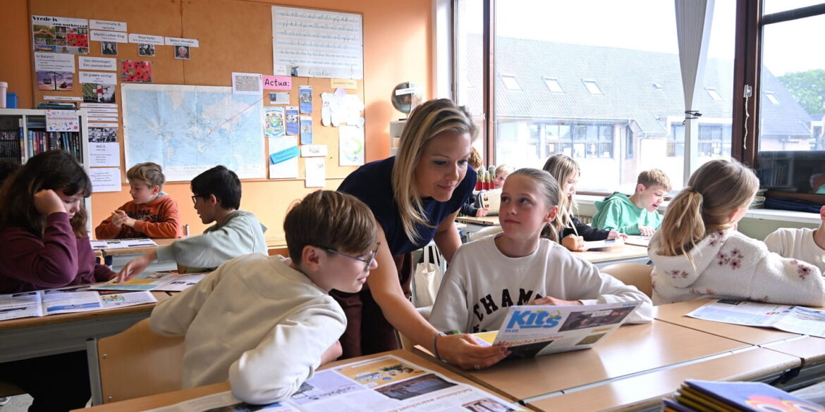 kinderen in de klas_EVELIENSTROOBANTS