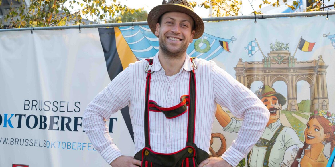 Foto van man op Oktoberfest