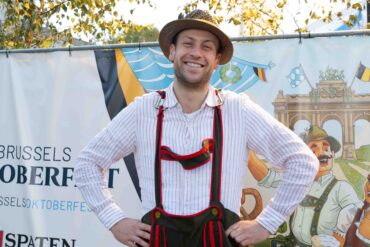 Foto van man op Oktoberfest